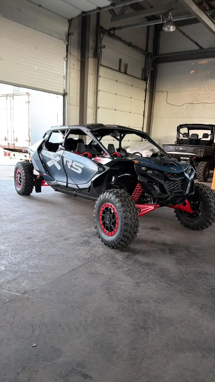 Can-Am Maverick R MAX X RS 999T DCT SAS